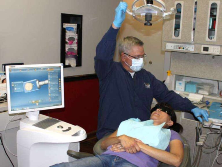 Cerec Crown on chair-side computer
